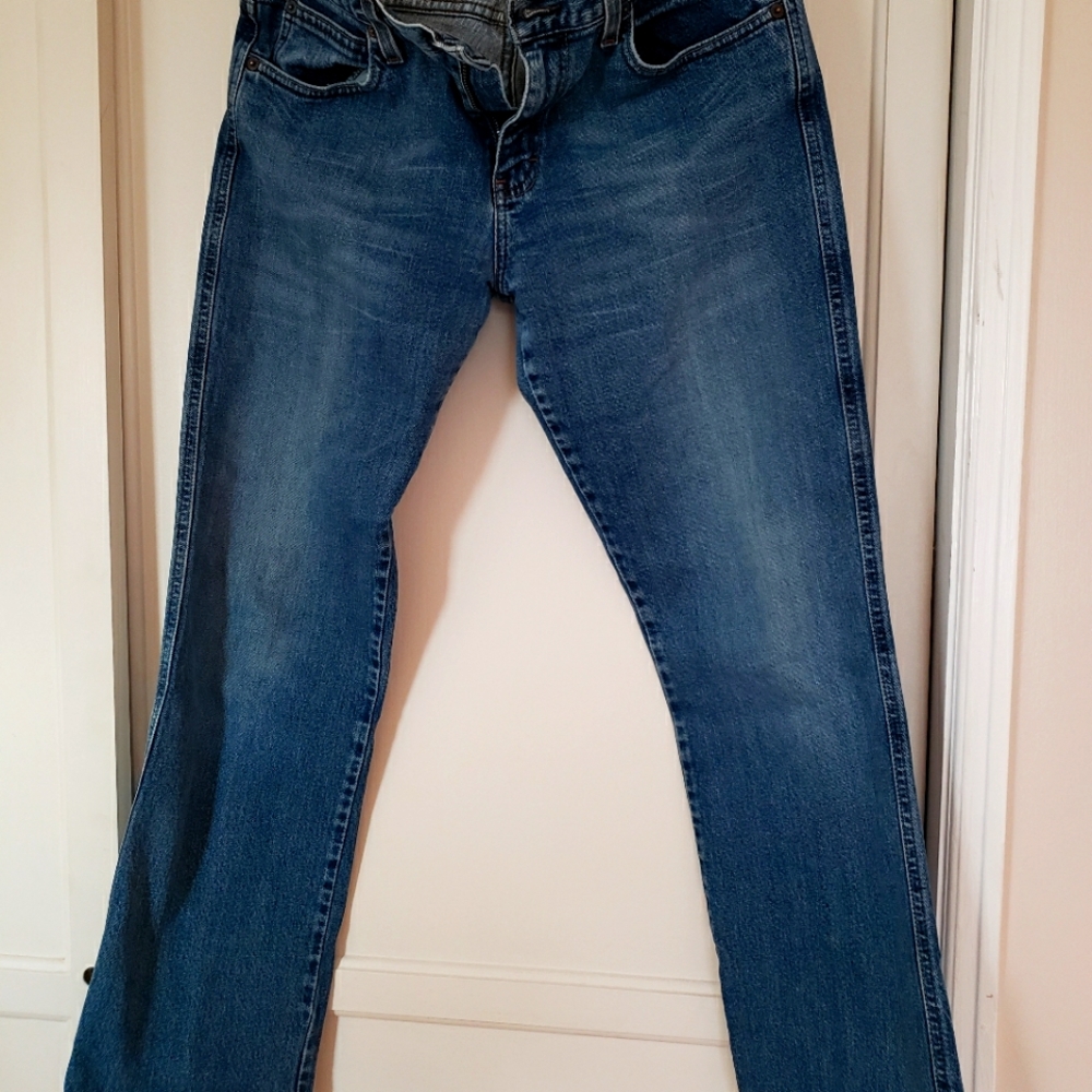 Calvin Klein Size 8 boot cut jeans